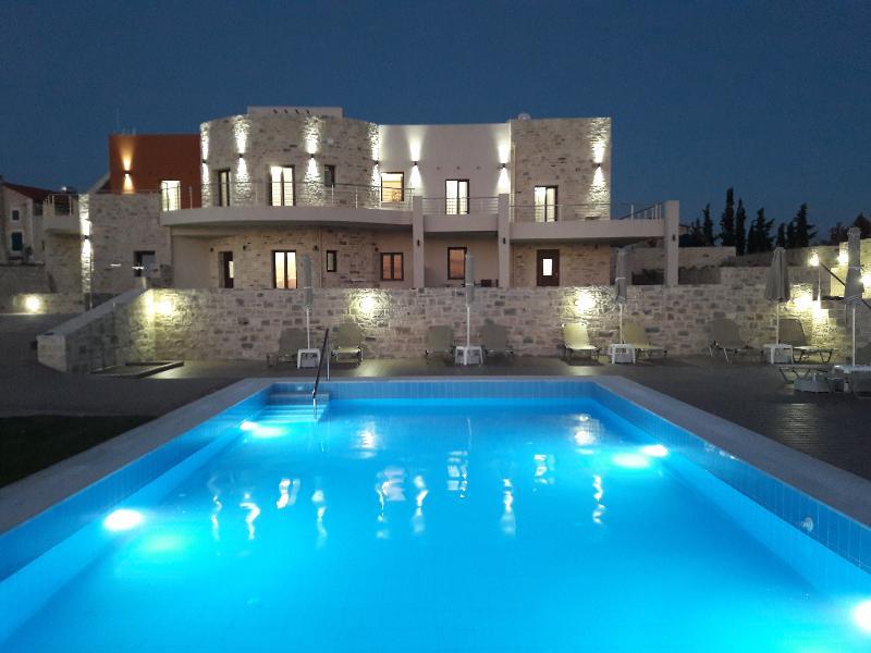 Orelia Cretan Villas & Deluxe Apartments カミラリ エクステリア 写真