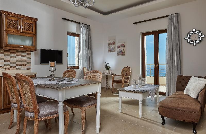 Orelia Cretan Villas & Deluxe Apartments カミラリ エクステリア 写真