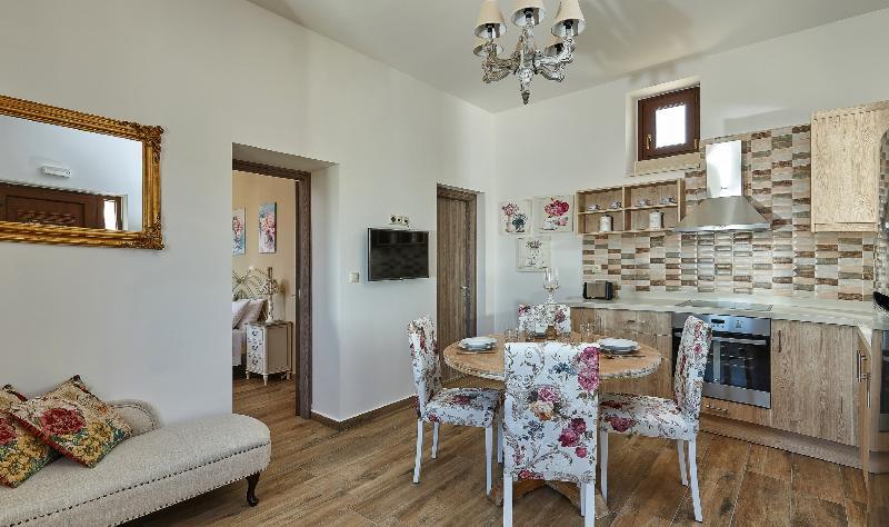 Orelia Cretan Villas & Deluxe Apartments カミラリ エクステリア 写真